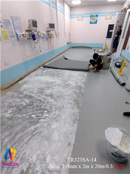 mua-san-nhua-vinyl-dang-cuon-o-dau