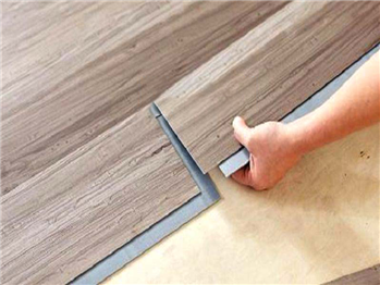 vat-lieu-nao-nen-lat-san-cho-phong-khach